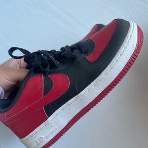 Nike Air Force one red and black
